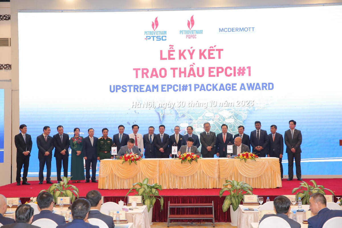 Thủ tướng Chính phủ Phạm Minh Chính chứng kiến lễ ký kết triển khai Chuỗi dự án khí điện Lô B – Ô Môn.