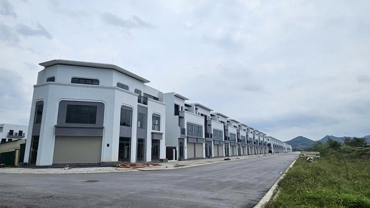 Dự án Khu dân cư đô thị Bắc Phố Châu 1 bị chậm giá đất nên nhà đầu tư chưa thể bán hàng. Ảnh: HN