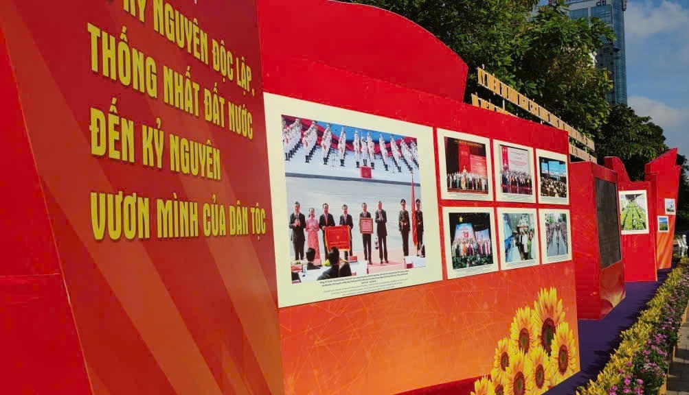 A1 ok Mot goc trien lam