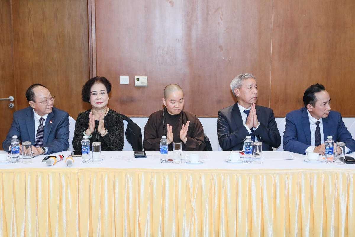 Đại biểu là người Việt Nam ở nước ngoài tham dự buổi gặp mặt. Ảnh: Quang Vinh.