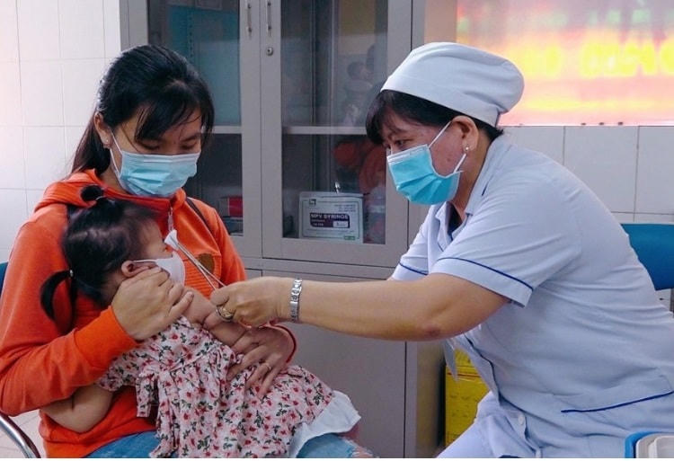 Sở Y tế TP HCM cho biết, đã hết haofn toàn 2 loại vaccine trong chương trình TCMR.