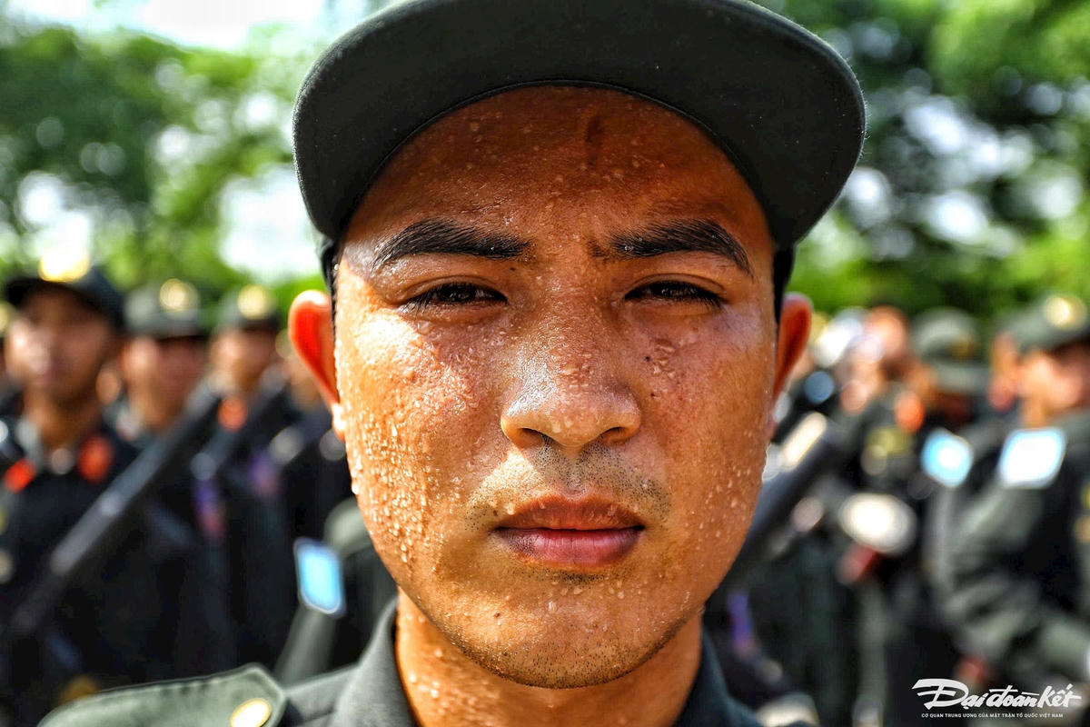 diễu binh7