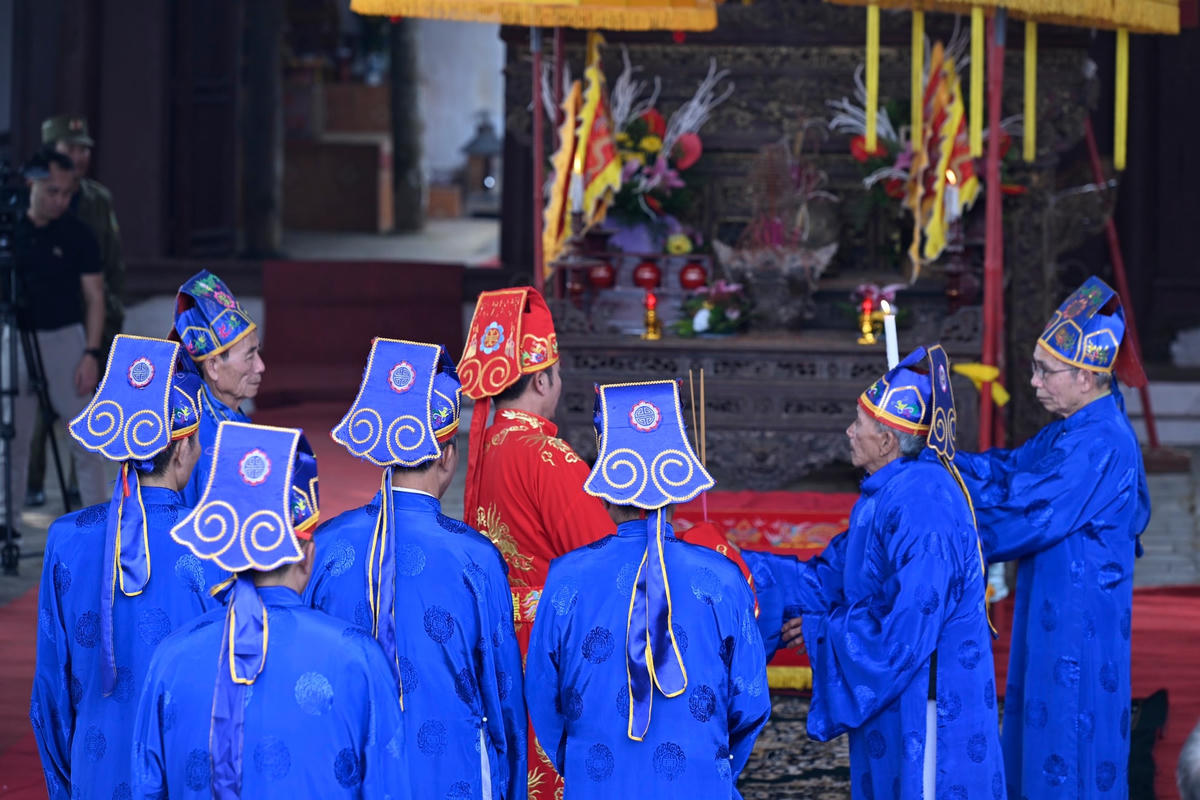 Lễ hội Phết Hiền Quan không còn ‘vỡ trận’ vì cướp phết