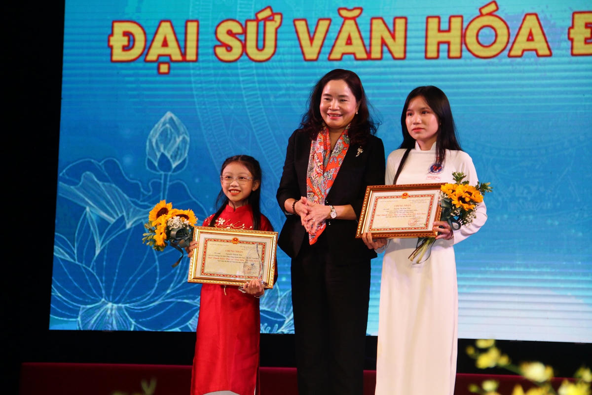 Trao giải cuộc thi Đại sứ văn hóa đọc năm 2022