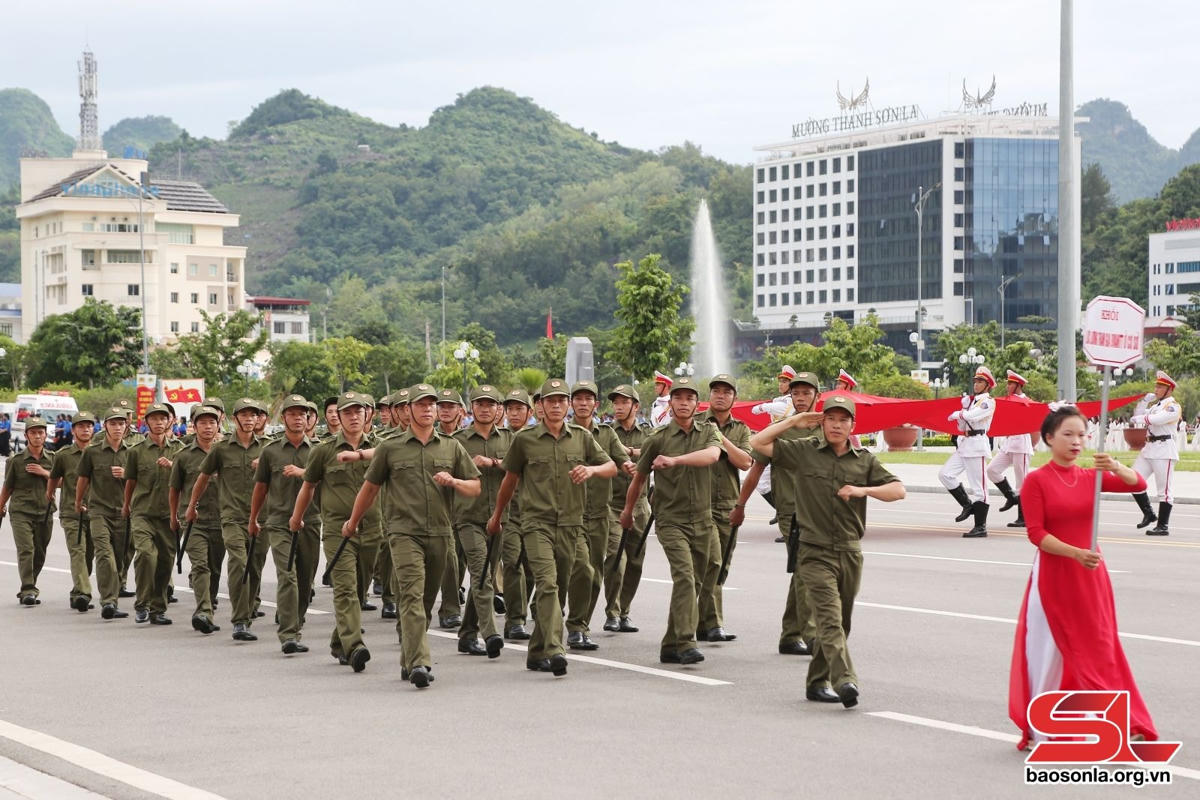 Khối Lực lượng bảo vệ an ninh trật tự ở cơ sở.