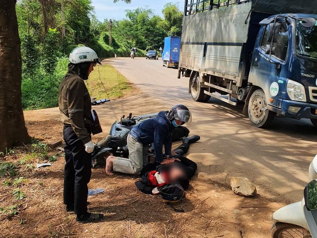Vụ tai nạn thương tâm tại QL45, đoạn qua thị trấn Vân Du.