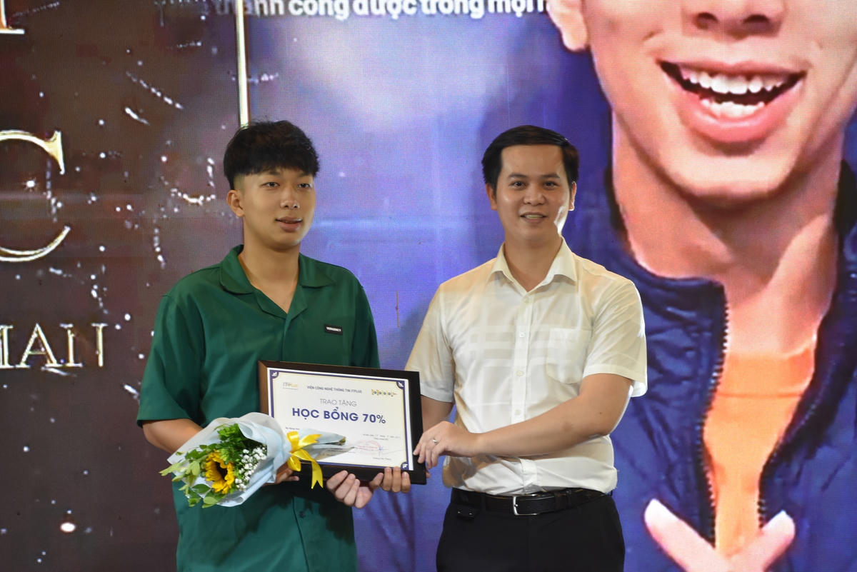 Diễn viên phụ xuất sắc nhất: Đinh Nguyễn Hữu Phúc.