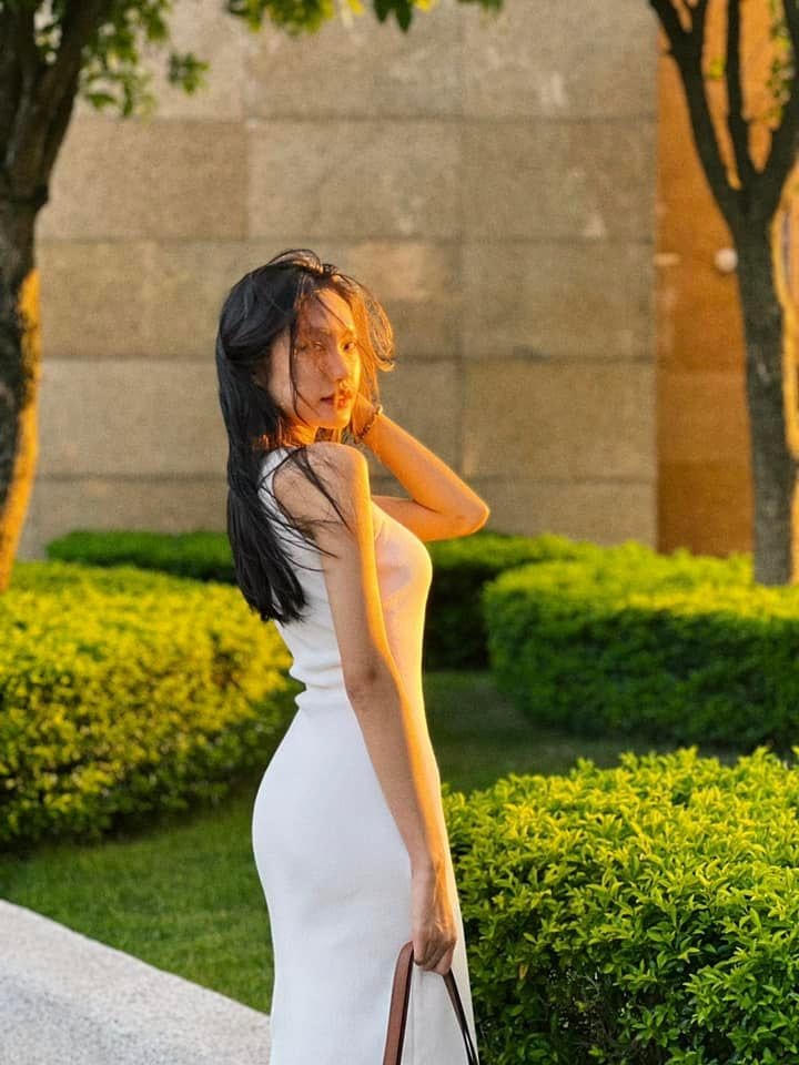 Doãn Hải My được cho là sở hữu nhan sắc dịu dàng, thuần khiết nhưng không kém phần hiện đại, trẻ trung.