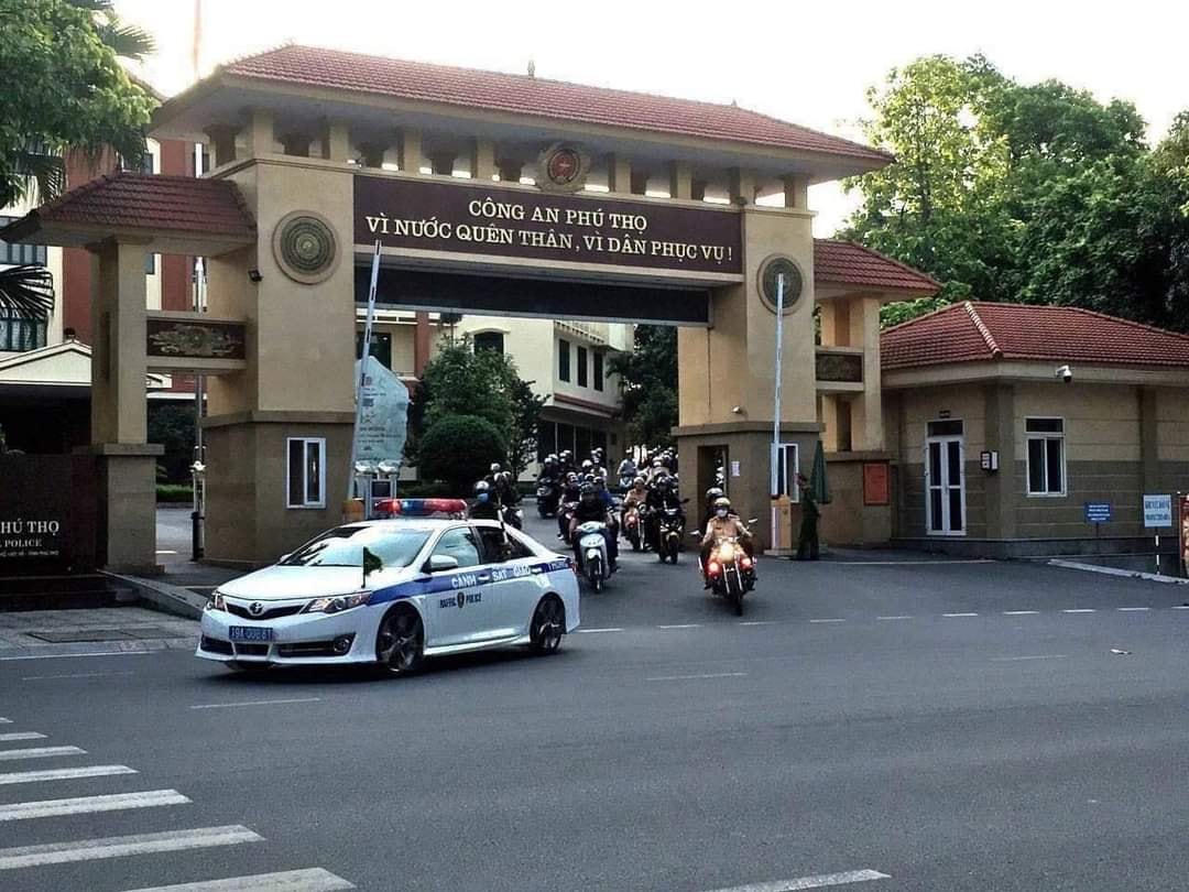 Tổ công tác 191 Công an tỉnh Phú Thọ ngày đầu ra quân. Ảnh: Công an tỉnh Phú Thọ