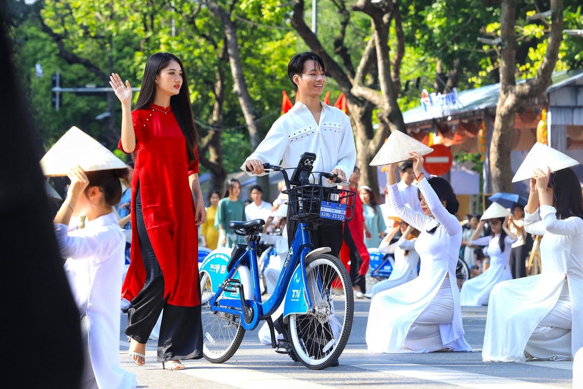 Hơn 1.500 người biểu diễn sự kiện Carnaval Thu Hà Nội năm 2023