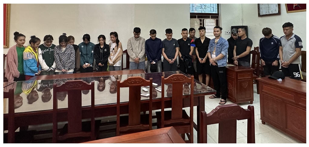Nhóm người sử dụng ma túy trái phép trong quán karaoke Long Vân.