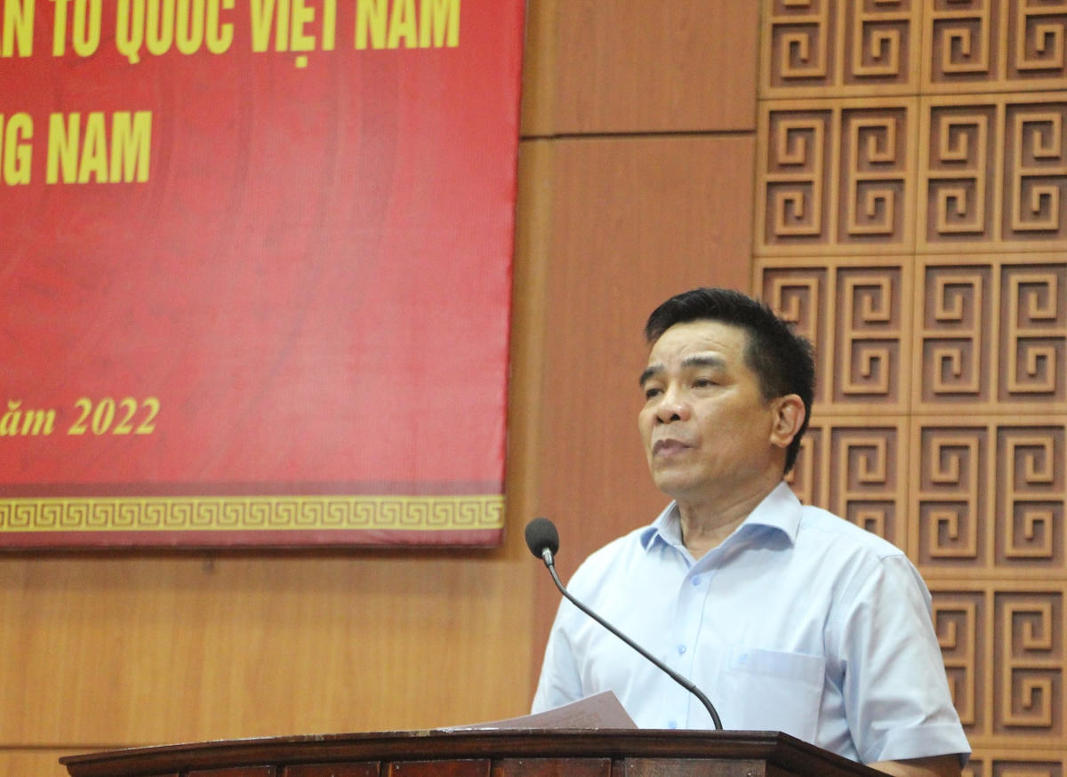 Ông Lê Văn Dũng phát biểu tại buổi làm việc.