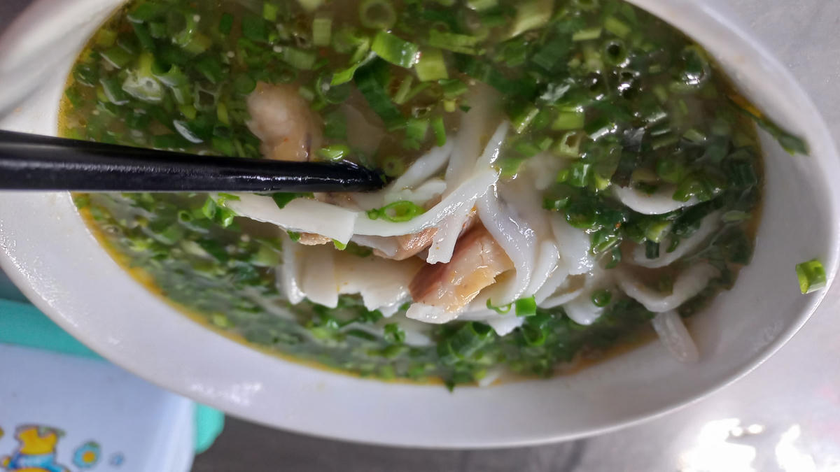 Cháo cá vạt giường nằm trong top 100 món ăn đặc sản và top 100 đặc sản quà tặng năm 2020-2021.  