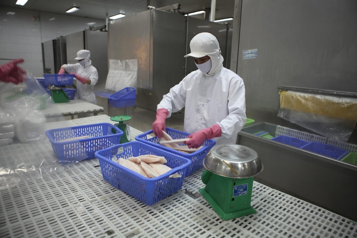 Cần tiếp tục cải thiện môi trường kinh doanh để tạo điều kiện cho doanh nghiệp phục hồi và bứt phá.Ảnh: Quang Vinh