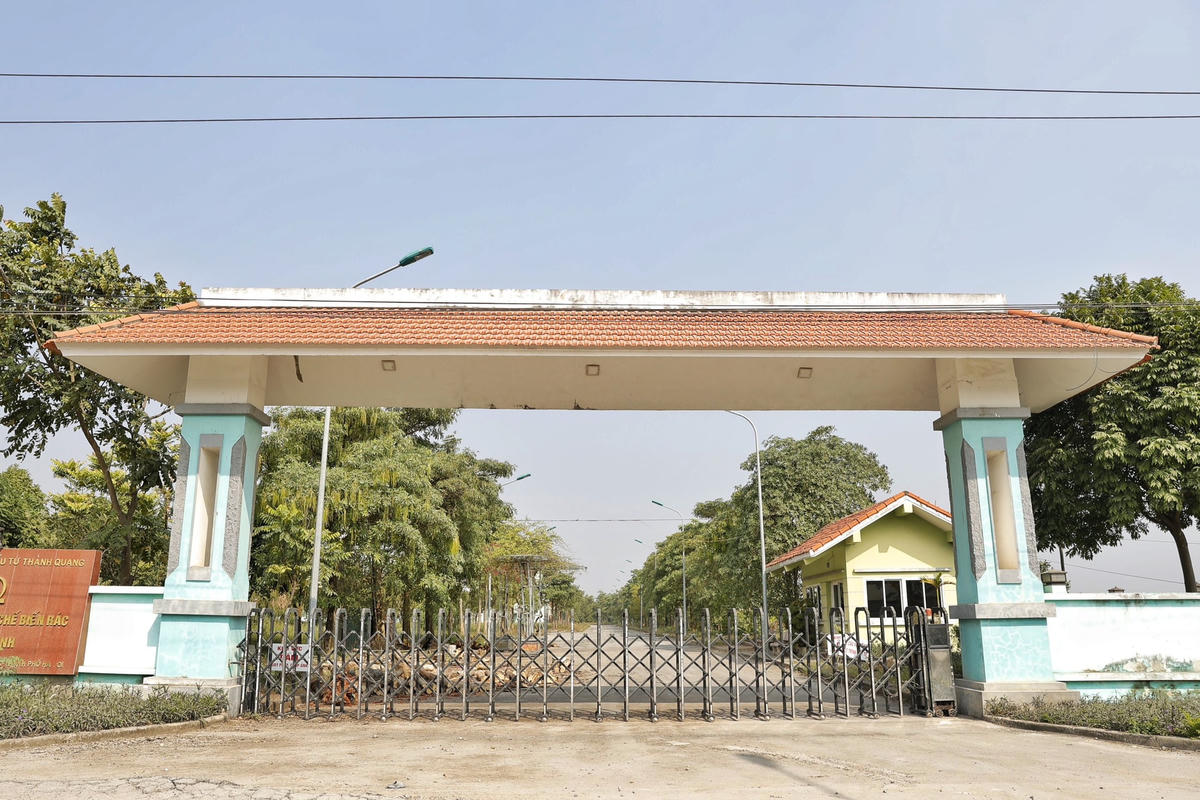 Được kỳ vọng sẽ góp phần giảm thiểu chôn lấp rác thải, ô nhiễm môi trường khu vực huyện Đan Phượng và toàn thành phố Hà Nội, nhưng chỉ sau 2 năm chính thức đi vào hoạt động (2018), nhà máy rác Phương Đình được đầu tư hàng trăm tỷ đồng liên tục xảy ra sự cố, phải xin dừng nhập rác để sửa chữa, nâng cấp.