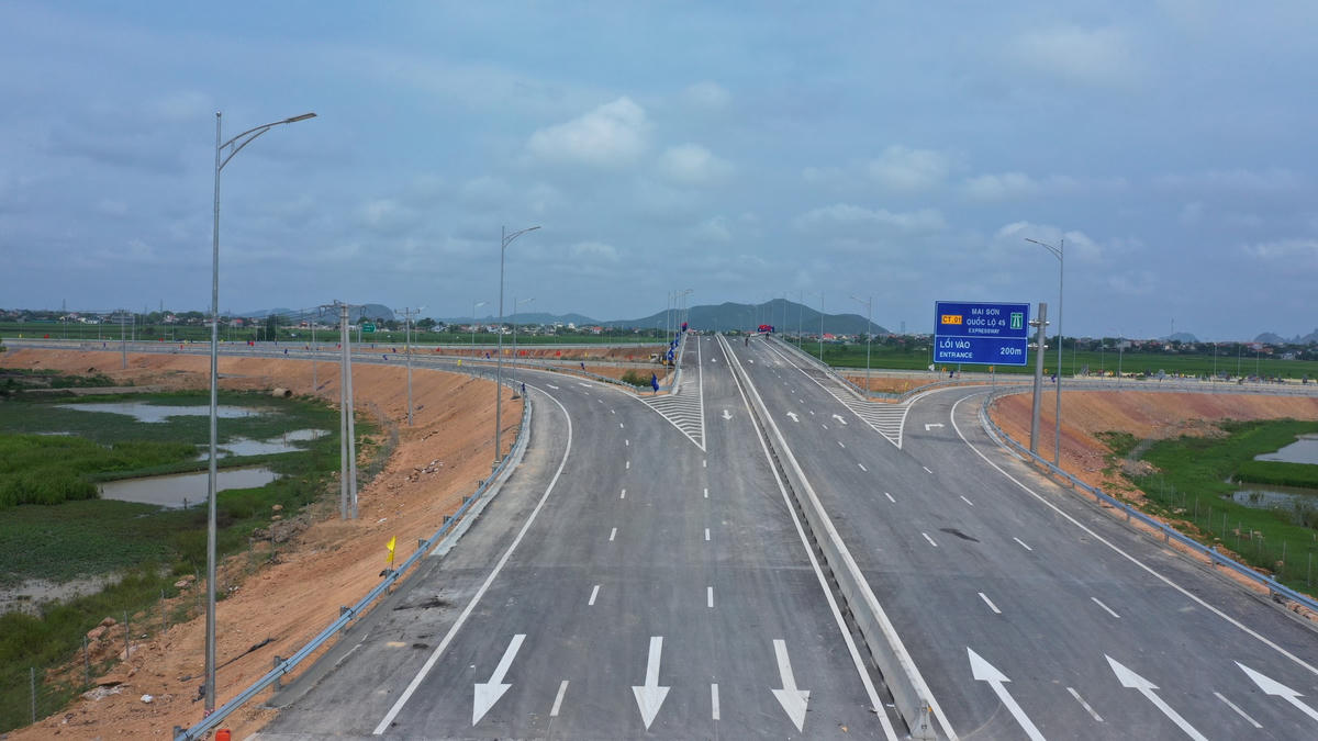 Hai tuyến cao tốc QL45 - Nghi Sơn, Nghi Sơn - Diễn Châu và đoạn còn lại của dự án Mai Sơn-QL45 sẽ chính thức thông xe từ ngày 1/9. Ảnh minh hoạ.