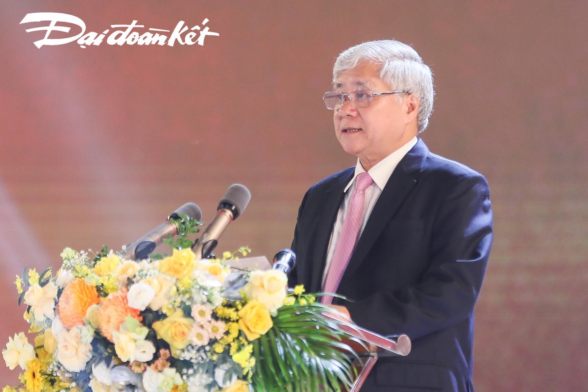 Bí thư Trung ương Đảng, Chủ tịch Ủy ban Trung ương MTTQ Việt Nam Đỗ Văn Chiến phát biểu chỉ đạo Ngày hội.