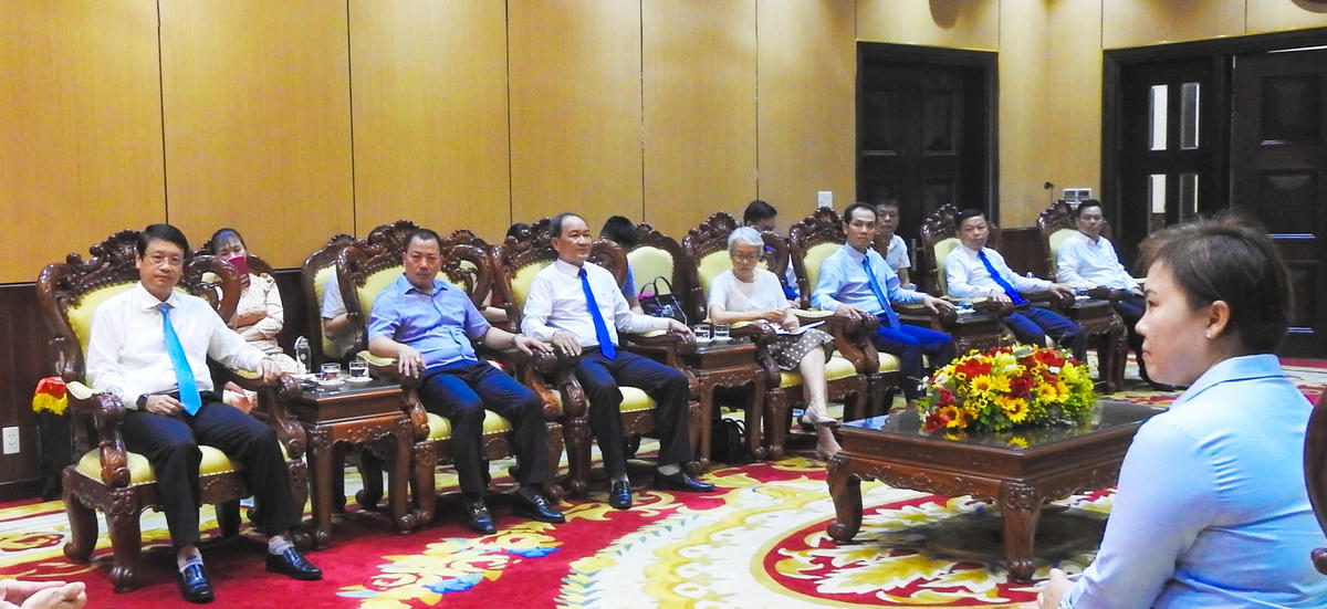 Đoàn đại biểu cấp cao Hiệp hội Nhân dân Singapore thăm, làm việc tại Đà Nẵng