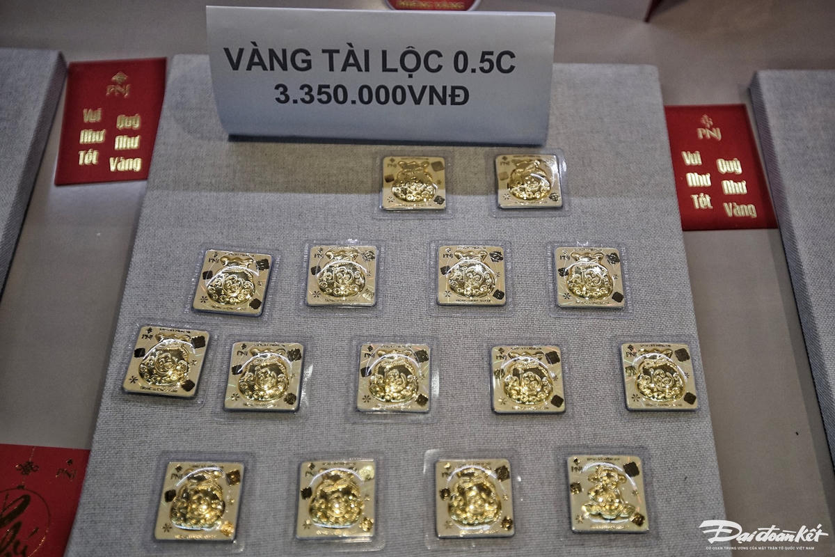 W_via_than_tai-le-khanh32.jpg