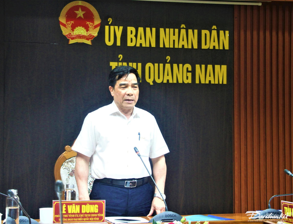 LAM VIEC 1