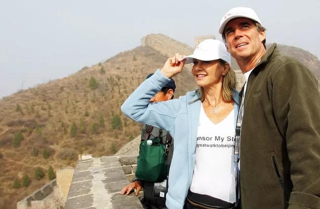 Olivia và người chồng thứ hai, John Easterling. Ảnh: Instagram.
