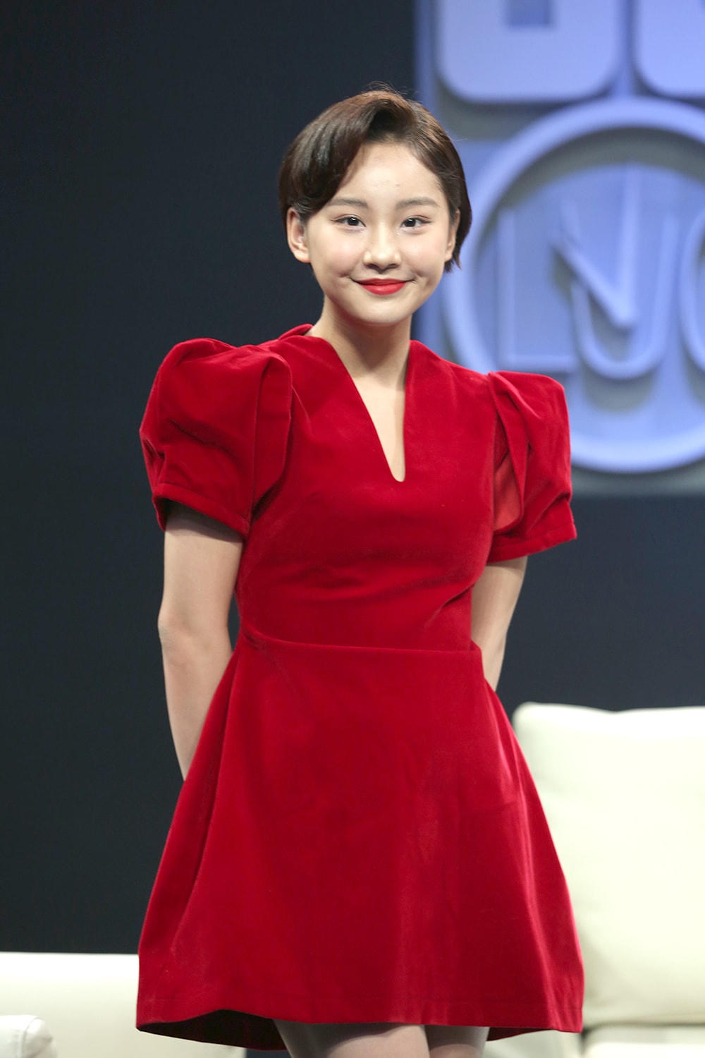 Thu Hà Ceri.