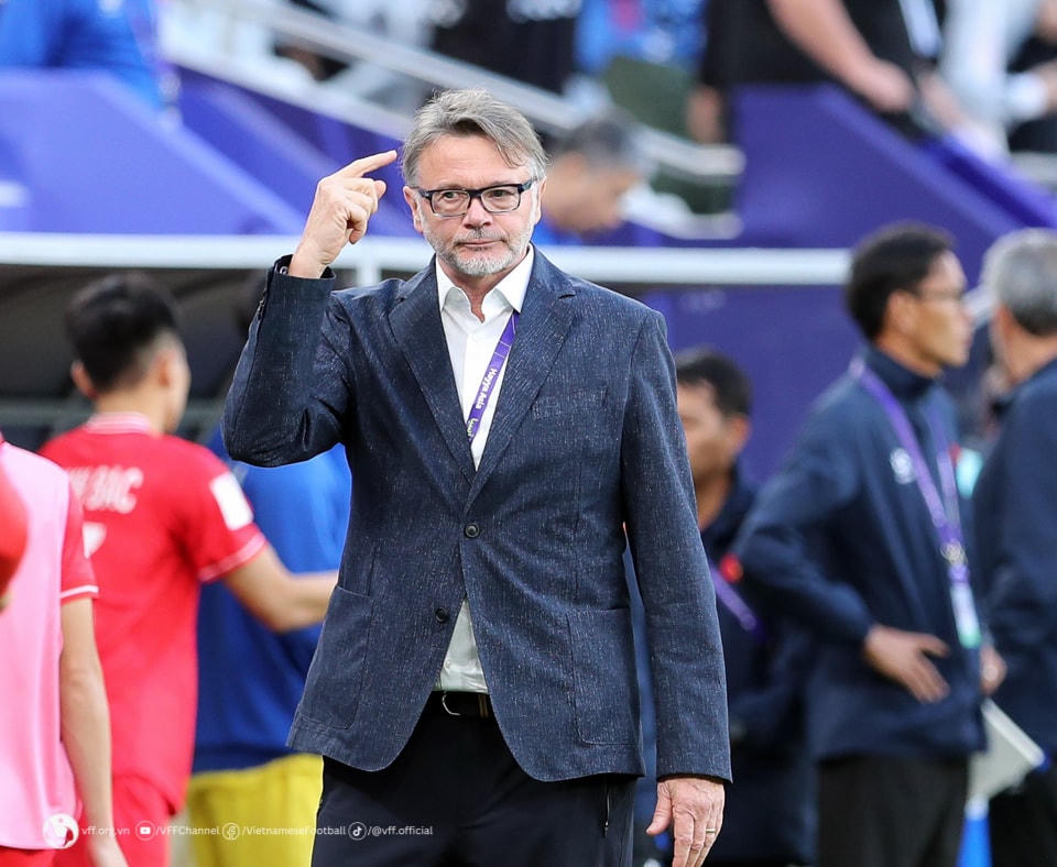HLV Philippe Troussier. Ảnh: VFF.