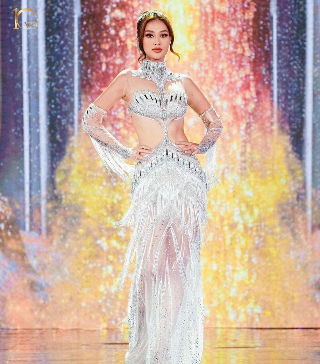 Đặc biệt sau phần thể hiện xuất sắc tại đêm bán kết, Thiên Ân chiếm trọn cảm tình của fan sắc đẹp không chỉ trong nước mà cả quốc tế. 