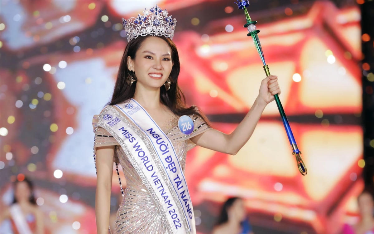 Nhan sắc 'thăng hạng' của Hoa hậu Mai Phương trước thềm Miss World 2024