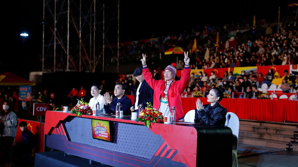 Dàn giám khảo xịn sò của Dalat Best Dance Crew 2023. Ảnh: Bee Comm.