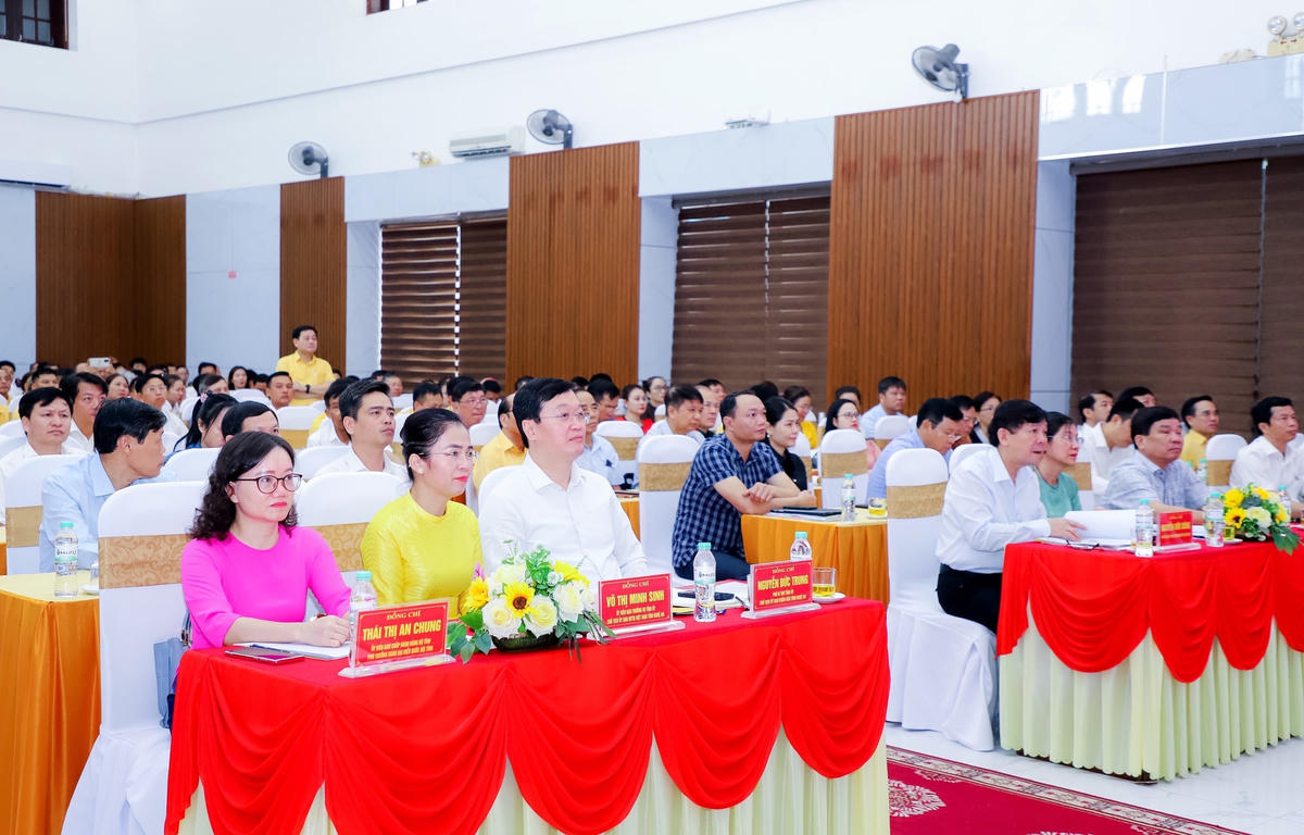 Đại biểu Trung ương, địa phương tham dự Hội nghị.