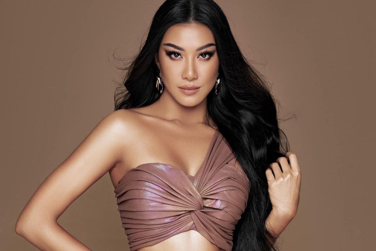 Kim Duyên trở thành đề tài nóng được công chúng quan tâm khi bị nhiều người đặt nghi vấn không trung thực chuyện thông tin cá nhân và học vấn.