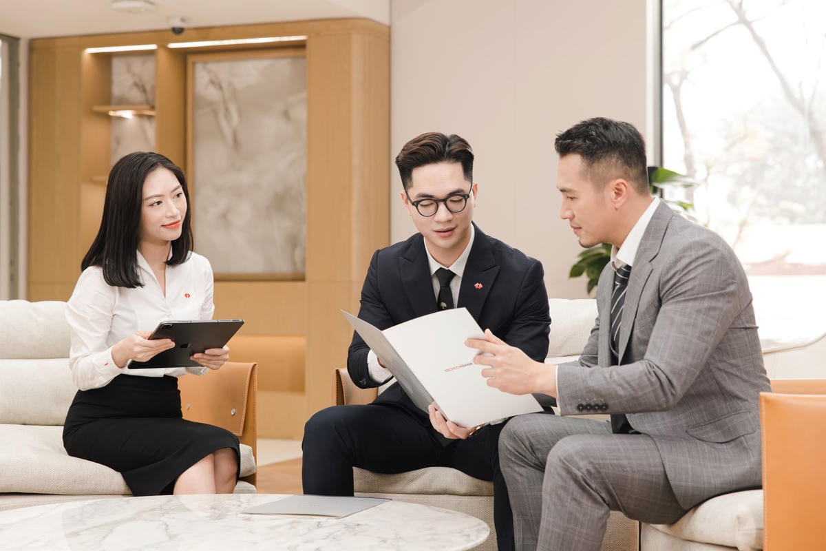 Techcombank được vinh danh Ngân hàng xuất sắc nhất Việt Nam và Châu Á Thái Bình Dương ở hai hạng mục
