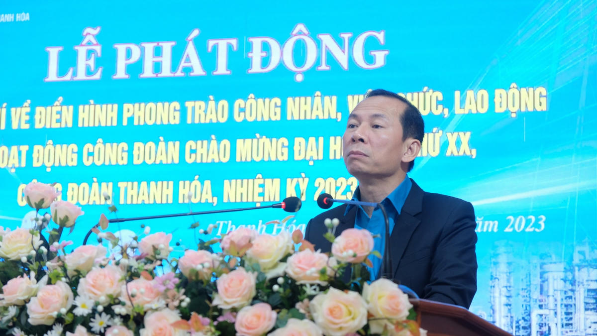 Ông Võ Mạnh Sơn, Chủ tịch LĐLĐ tỉnh Thanh Hóa phát biểu tại lễ phát động.