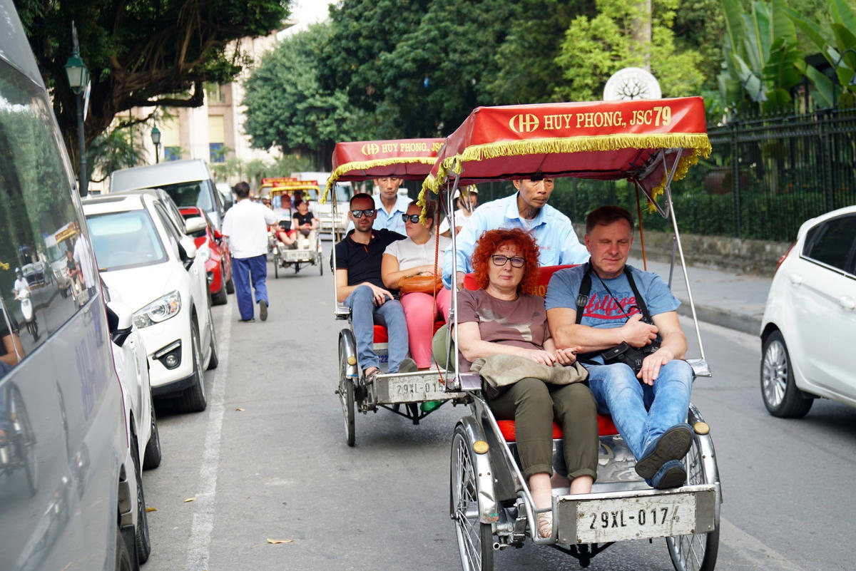 Du khách quốc tế đến Việt Nam đang có sự tăng trưởng mạnh.  Ảnh Quang Vinh
