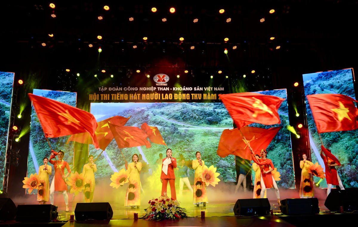 Than Hòn Gai và Tuyển than Cửa Ông đồng đạt giải Nhất Hội thi Tiếng hát người lao động TKV năm 2022