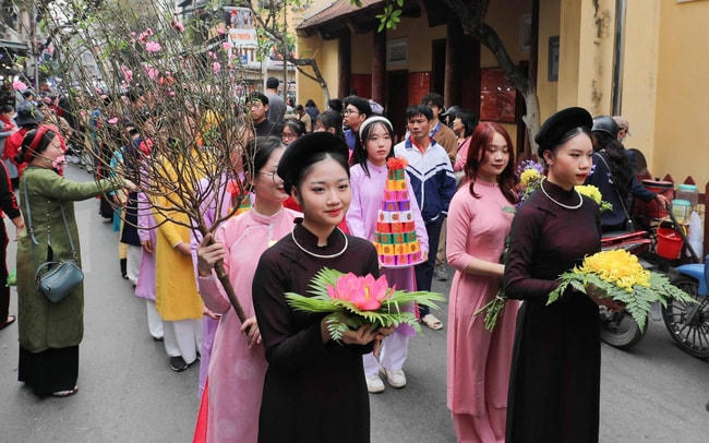 Tái hiện các nghi lễ truyền thống trong dịp Tết Nguyên đán. Ảnh: VTV. 