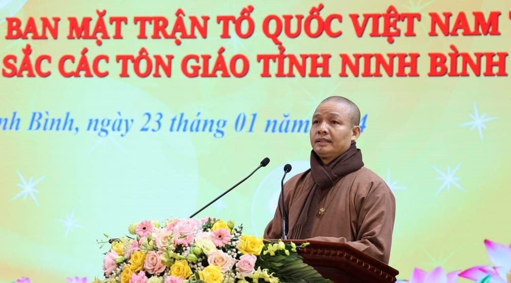 tu-hanh.jpg