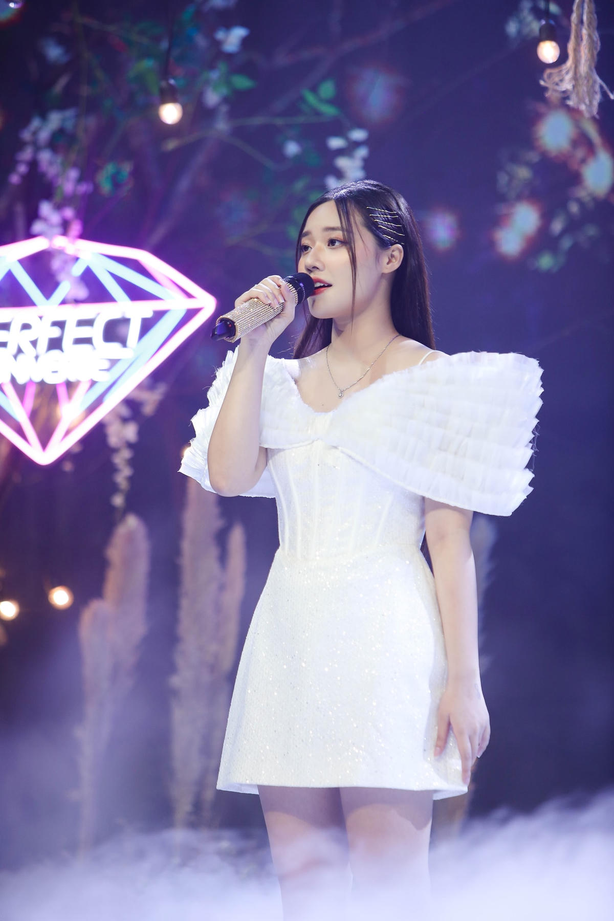 Vũ Thịnh – Fanny đánh dấu chặng đường tình yêu bằng ‘Chuyện tình chúng mình’