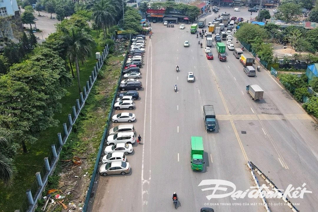bai_xe_khong_phep-le-khanh12.jpg