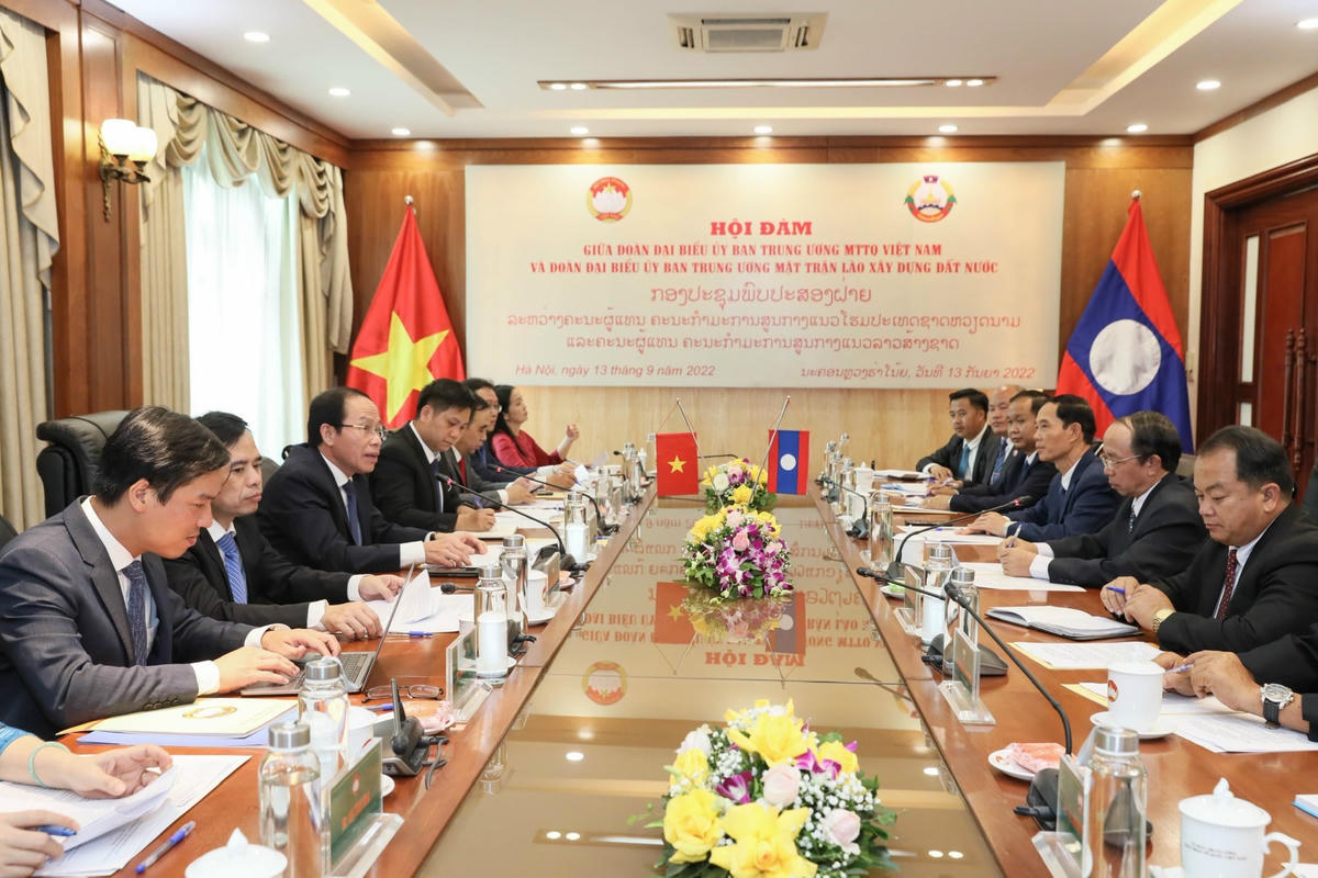 Quang cảnh buổi hội đàm.
