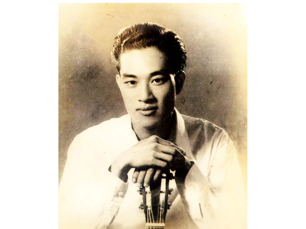 Nhạc sĩ Nguyễn Thiện Tơ thời trẻ.  