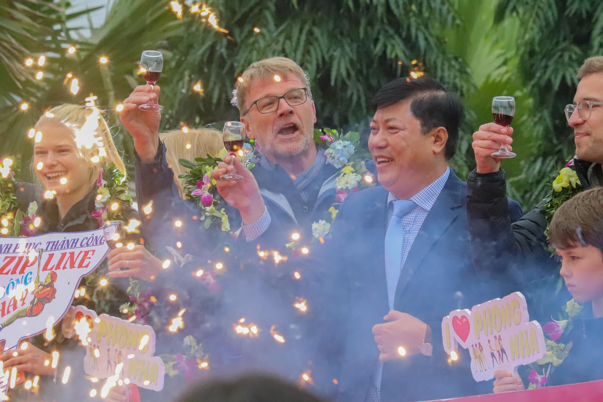 Theo Sở Du lịch Quảng Bình, tổng lượng khách du lịch đến Quảng Bình năm 2022 dự ước đạt hơn 2 triệu lượt khách, đạt 100,5% so với kế hoạch năm 2022. Tổng thu từ khách du lịch dự ước đạt hơn 2.300 tỷ đồng, đạt 102,8% so với kế hoạch năm 2022.