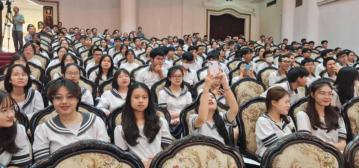 Năm học vừa qua, tỉnh Nam Định tiếp tục nằm trong số các tỉnh dẫn đầu toàn quốc về chất lượng giáo dục. Nhiều học sinh của tỉnh đạt thành tích cao tại các kỳ thi quốc gia, cuộc thi quốc tế.