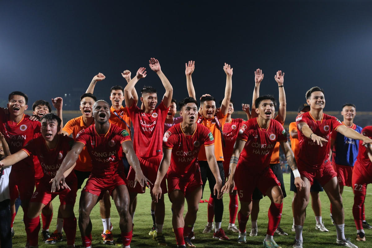 Vô địch V-League 2023, CLB Công an Hà Nội được thưởng tiền tỉ, cao gấp đôi Hà Nội FC