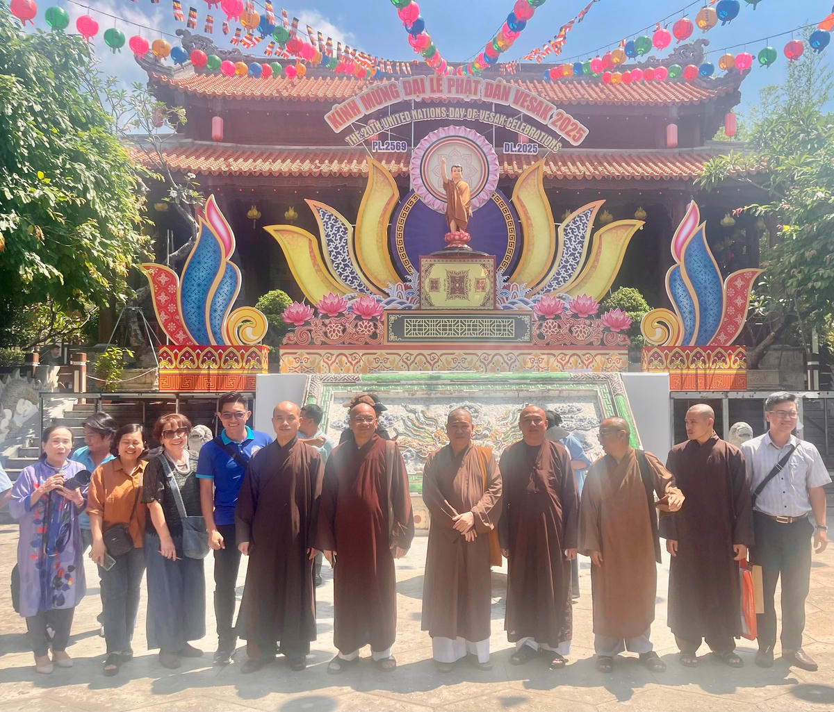 Chùa Long Sơn Tỉnh Khánh Hòa.