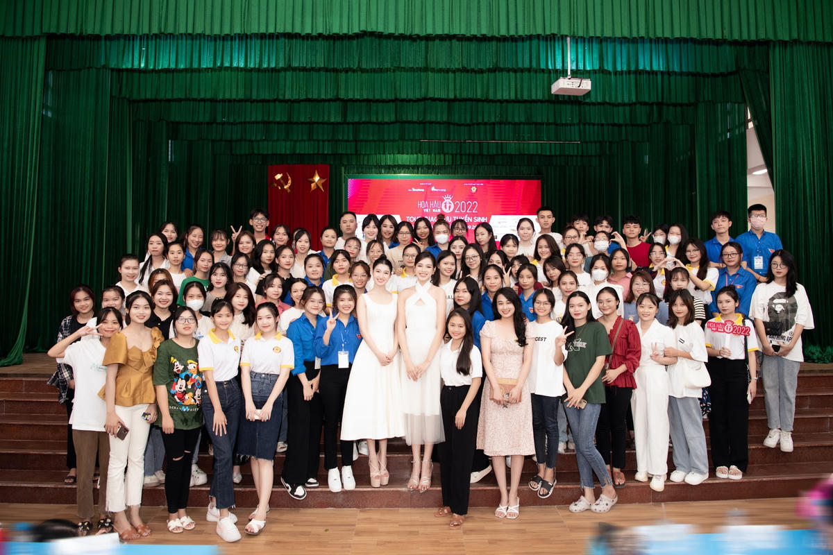 Hoa hậu Đỗ Thị Hà, Á hậu Phương Nhi quyết tâm tìm người kế nhiệm Hoa hậu Việt Nam tại Thanh Hoá.
