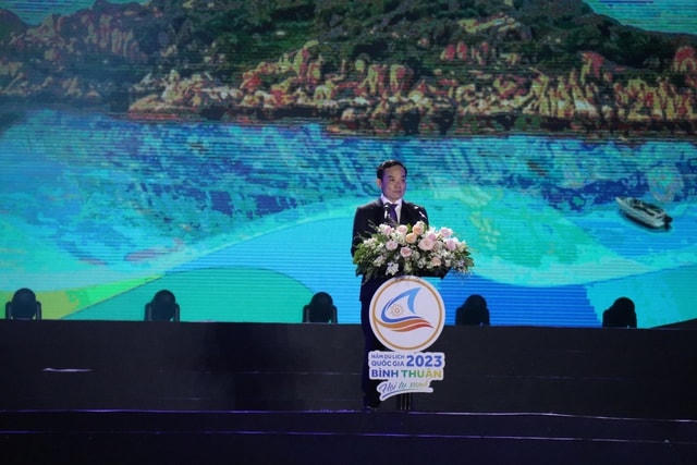 Phó thủ tướng Chính phủ Trần Lưu Quang phát biểu lễ khai mạc.