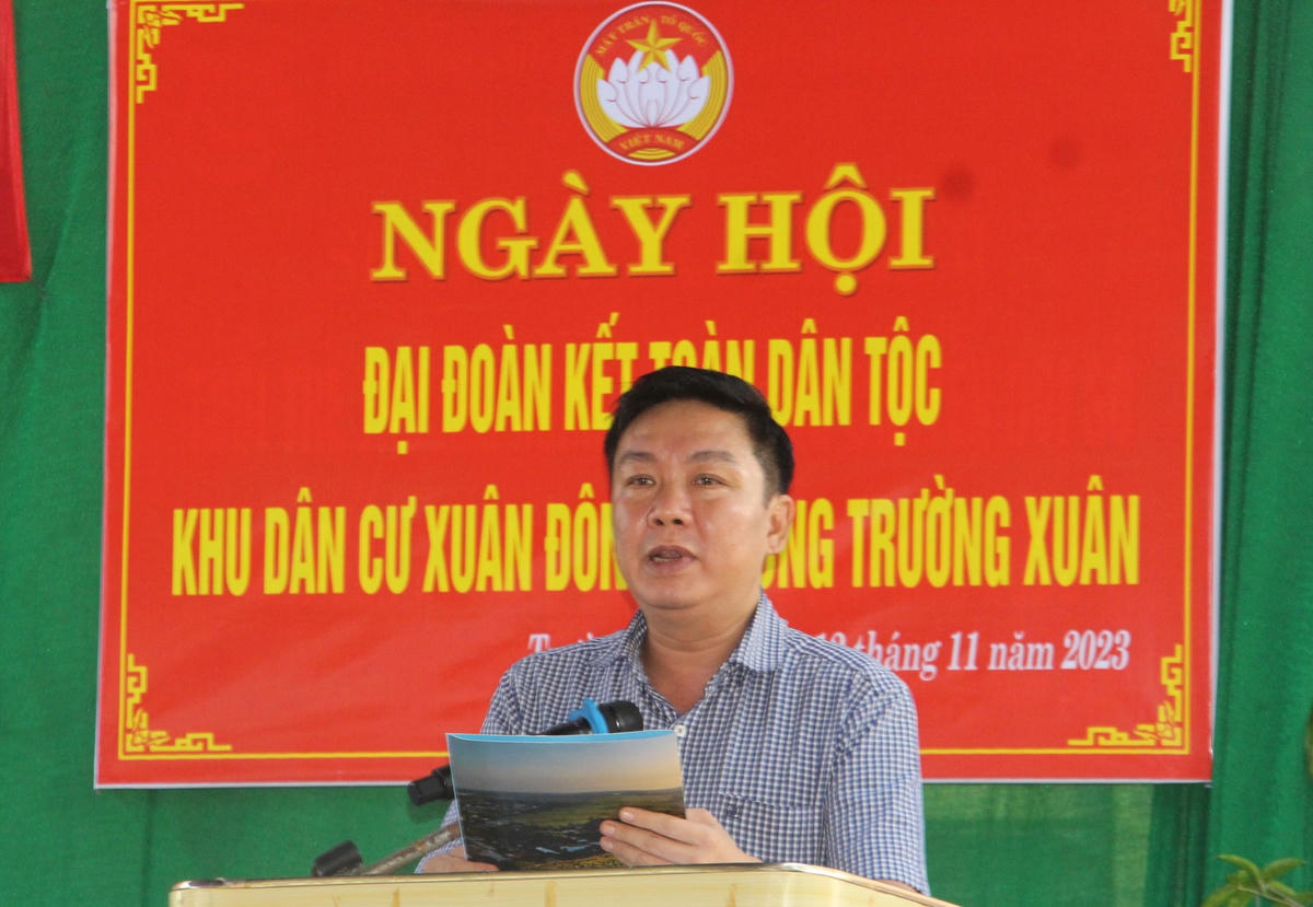 Ông Nguyễn Ngọc Cường, Chủ tịch UBND phường Trường Xuân phát biểu Ngày hội.
