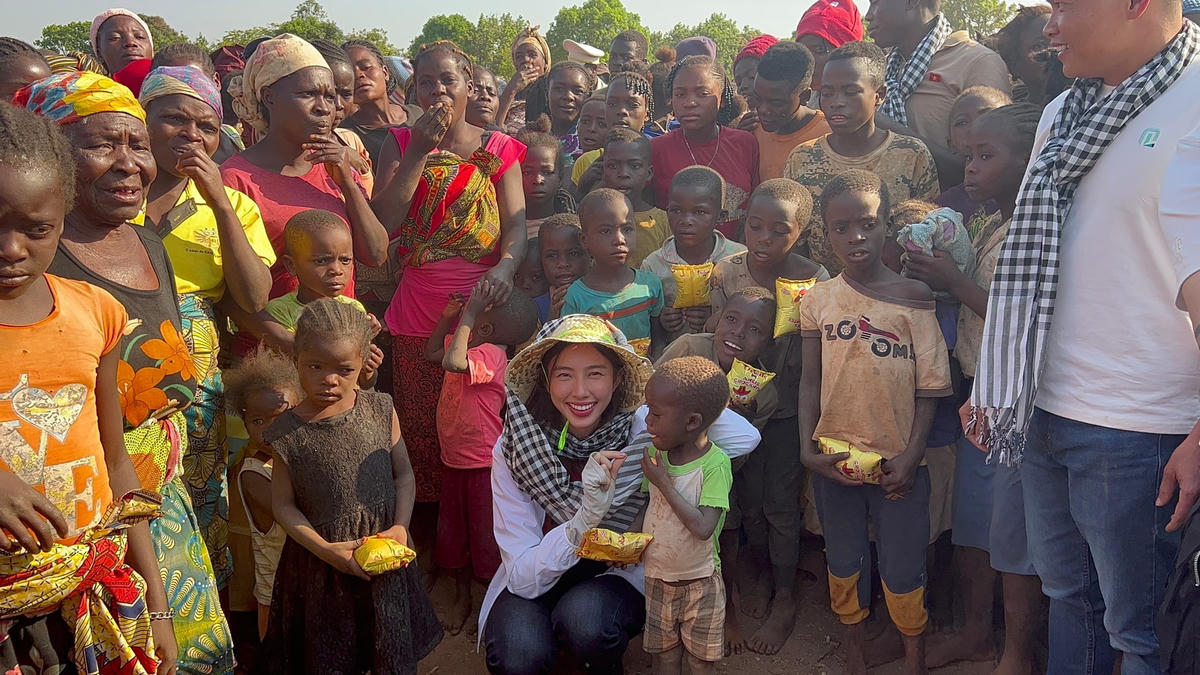 Hoa hậu Nguyễn Thúc Thùy Tiên ghi dấu với nhiều dự án thiện nguyện. 